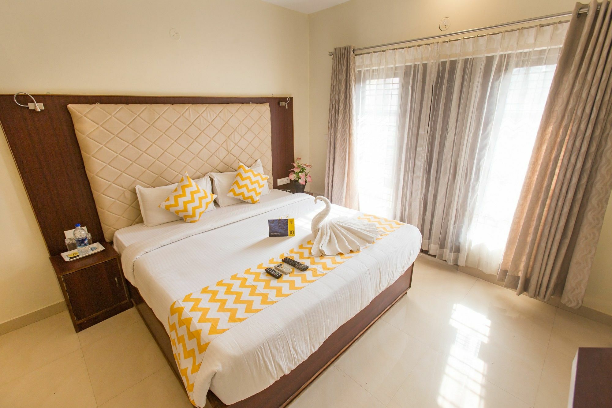 Fabhotel Millenium Stay Indiranagar Bangalore Eksteriør billede