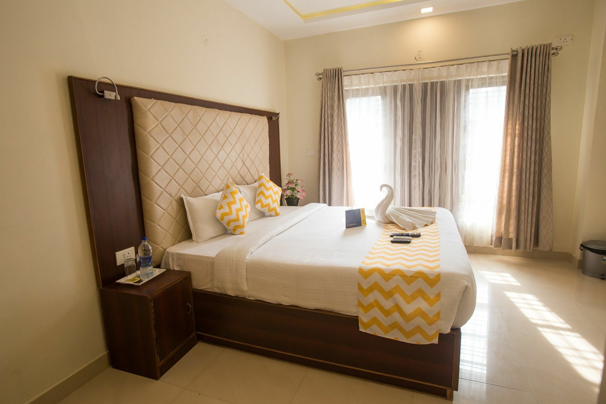Fabhotel Millenium Stay Indiranagar Bangalore Eksteriør billede