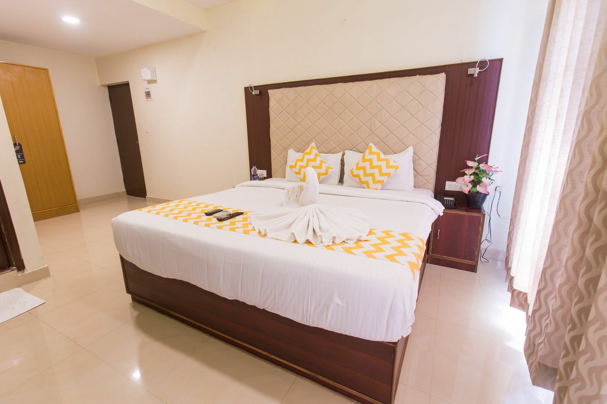 Fabhotel Millenium Stay Indiranagar Bangalore Eksteriør billede
